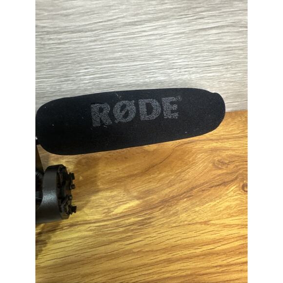 RODE Microphones VideoMic Directional Video Condenser Microphone N3594 - Picture 3 of 7